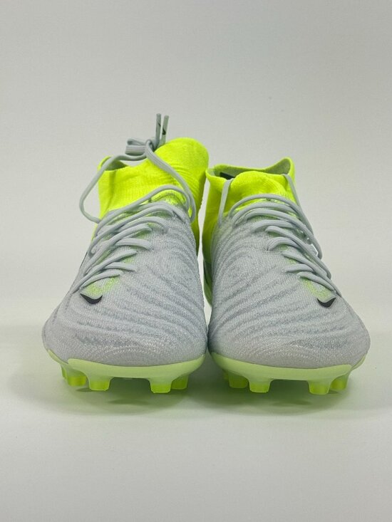 Nike Phantom Luna 2 Elite AG Pro \'Mad Voltage Pack\' HF4361-003 Soccer size 7.5